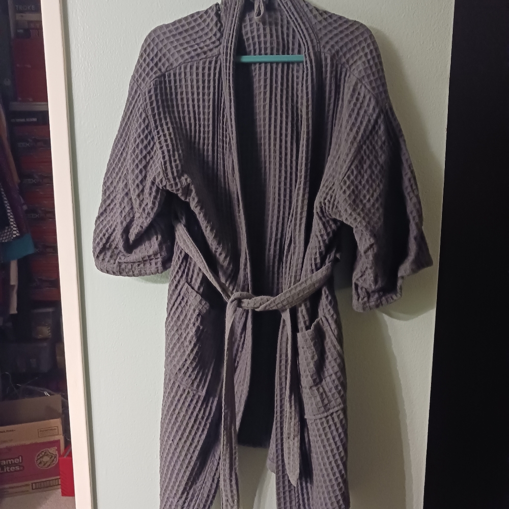 Bathen Charcoal Waffle Knit Bathrobe | New